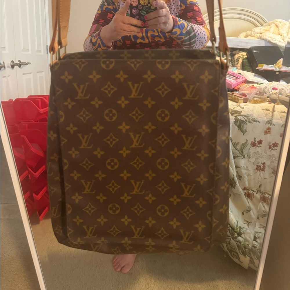 Louis Vuitton Monogram Musette SalsaCross Body EUC